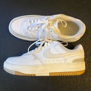 Nike Women’s Gamma Force - Size 9